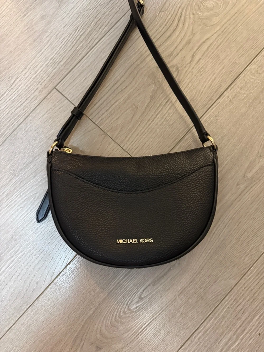 Michael Kors Black Pebbled Leather Crescent Shoulder Crossbody - Picture 2 of 4